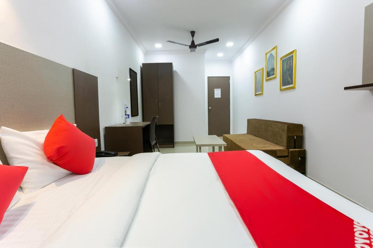 فندق مومبايفي  Collection O 74412 Ardaas Residency المظهر الخارجي الصورة